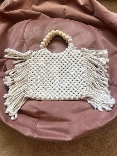 Off white macrame finge - white,