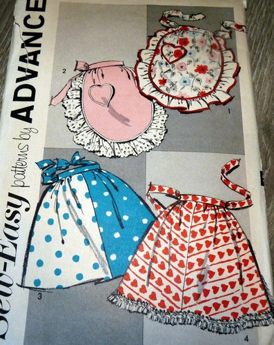 Lovely vtg 1950s apron - *lovely,