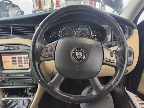 Steering wheel jaguar - jaguar, x-type