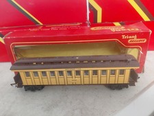 TRIANG SMOKING  CAR NO257 WITH