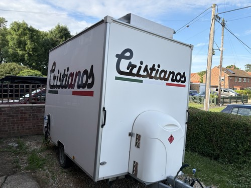 Towability mobile catering - towability,