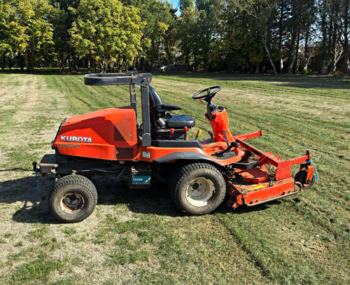 Kubota f3680 ride lawn - ride-on,