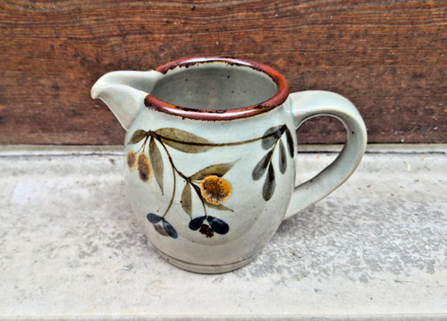 Highland stoneware 50cl jug - a,