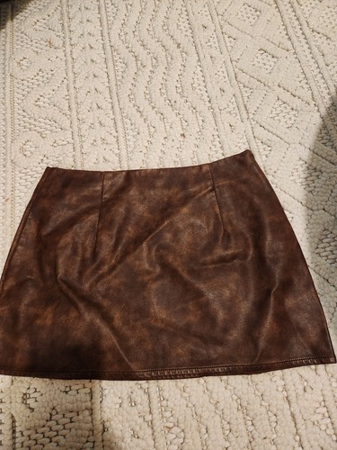 Pretty little thing faux - little,