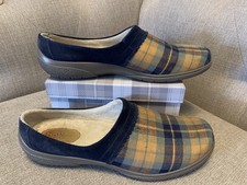 Hotter Devotion Check Plaid