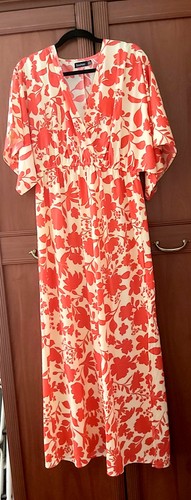 Boohoo red cream - cream, maxi