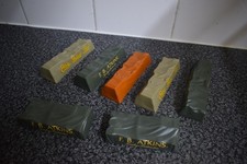 Corgi plastic loads x 7 - loads,