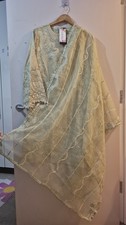 Stunning embroidered pista - embroidered,