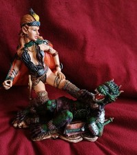 MYTHS & LEGENDS FEMALE WARRIOR