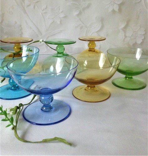 Vintage sundae cocktail - vintage, sundae/cocktail