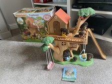 SYLVANIAN FAMILIES  TREE HOUSE