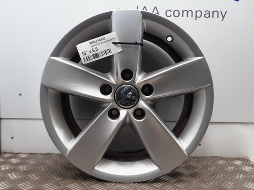 Alloy wheel volkswagen jetta - wheel,