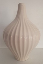 PARLANE Cream Reed Diffuser Jar Vase Ceramic Pottery Glazed Jar 9"