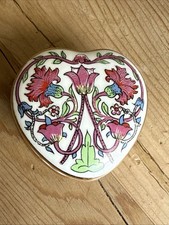 *William Morris “Lodden”