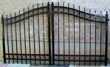  DRIVEWAY GATE 10' X 72"