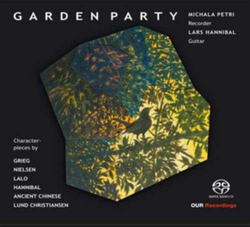 Garden party petri - garden, /
