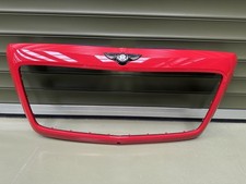 Original OEM Bentley Bentayga Front Grille Surround Inc Bentley Badge -James Red