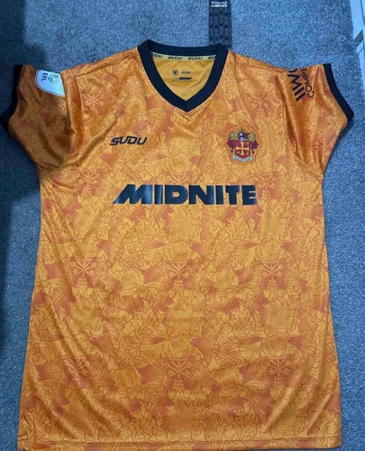 Wolves home read - 26/27,