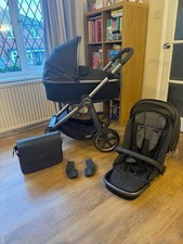 Oyster 3 Pram & Carrycot