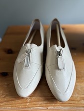 Chloe & Liam Cream low heel Shoes Ivory 