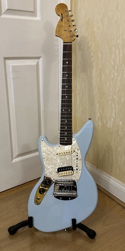 Left handed electric fender - handed,