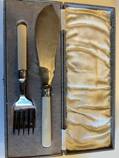 Silver plated epns boxed fish serving fork and knife