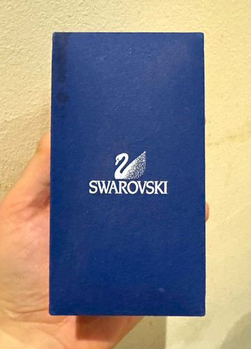 Swarovski stunning black