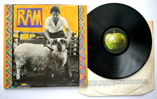 PAUL McCARTNEY UK APPLE LP ' RAM ' 1ST PRESS - WITH APPLE INER SLEEVE -  EX !
