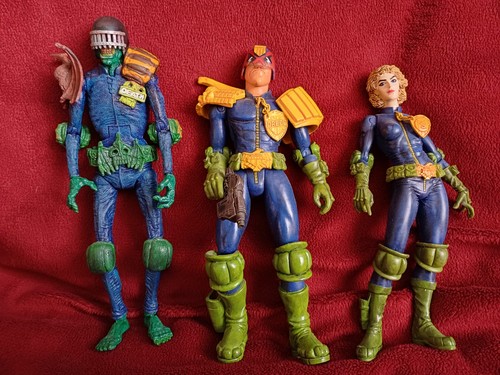 2000ad judge dread action - 2000ad,