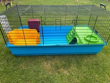 Large Indoor Rabbit/Guinea Pig Cage Plastic Metal Hay Rack House Shelf Feeder