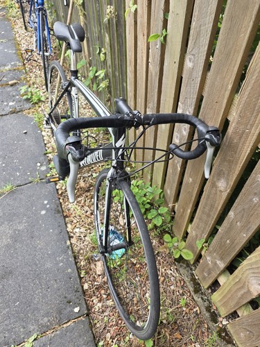 Specialized allez road bike - specialized,