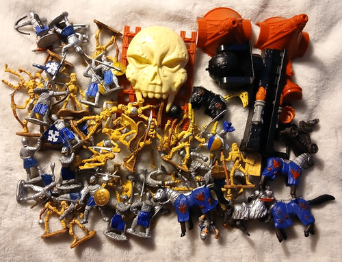Toy major tomb warrior - tomb,