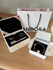 Lovely Pandora bracelet, pave