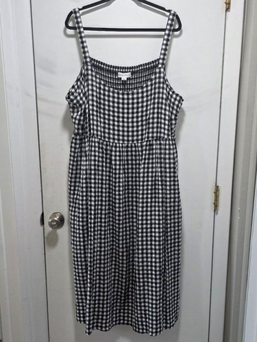 Nwot size ava viv - &,