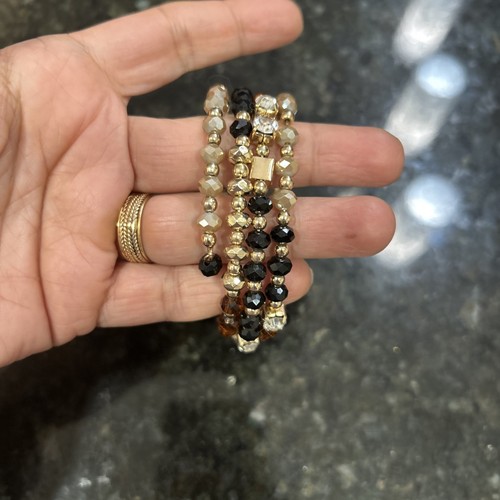 Gold black glass bead - black,