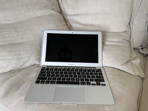 Apple macbook air inch - 11-inch, mid