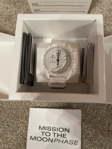 Omega swatch white snoopy - omega,