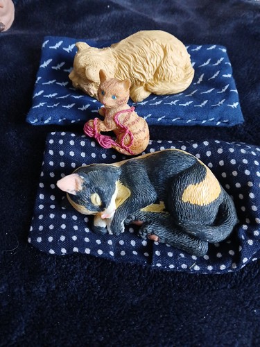 Resin clay miniature - 22,