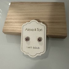 Alexa & Tori 14k Yellow Gold