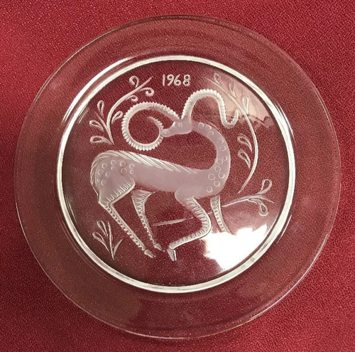1968 lalique gazelle fantasies - 1968,