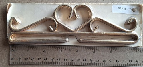 Wide ornate heart - 7",