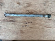 YAMAHA XJ600N XJ600S  DIVERSION 1998 SWINGING ARM SPINDLE