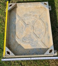 Paving Grid Cover 64x49x8 cms