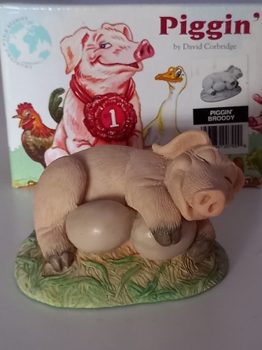 Piggin broody collectable pig - broody,