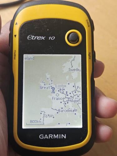 Garmin etrex handheld gps - garmin,