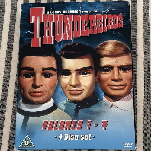 Carlton thunderbirds volumes - carlton,