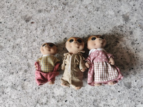 Pre owned sylvanian - pre-owned, families