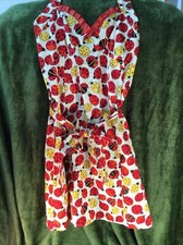 aprons for women Kitsch N Glam Retro 1940s Style Sexy Frills (Ladybug)