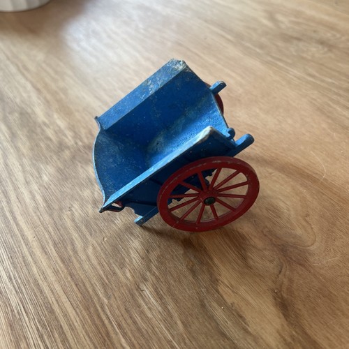 Britains farm tumbrel cart - britains,
