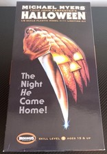 Moebius MMK970 “Halloween Michael Myers” 1/8 Scale Model Kit with light Kit